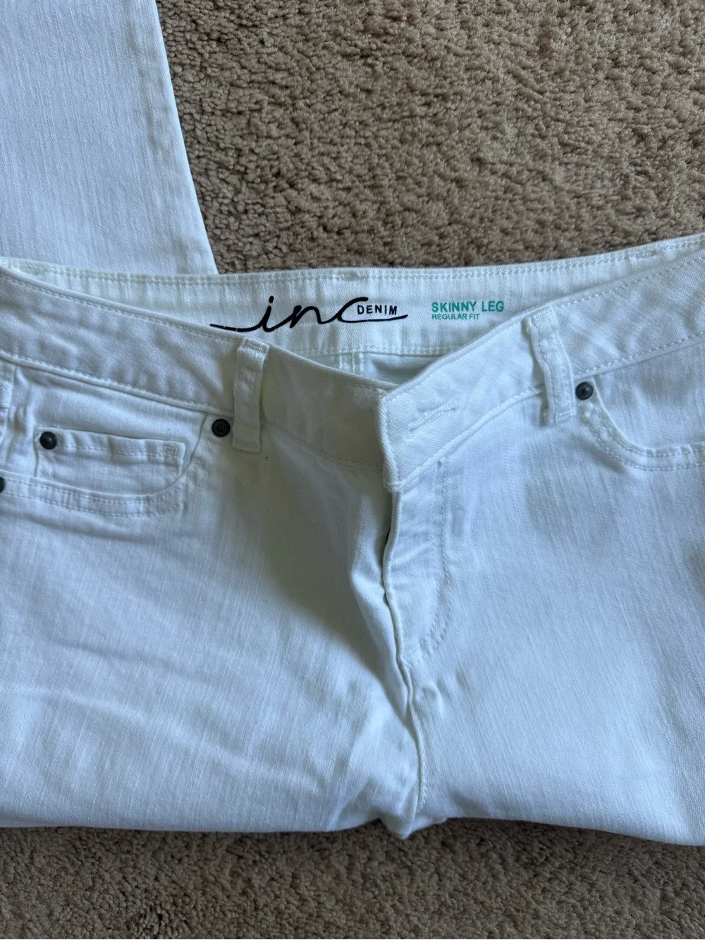 INC International Concepts White Women’s Skinny Jeans